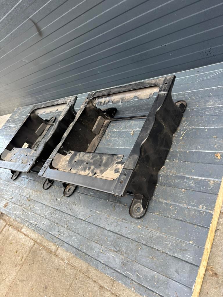 console onderbak onderstel stoel Opel Vivaro Renault Trafic, 3161ek, Tymtop, Ophalen of Verzenden, Renault