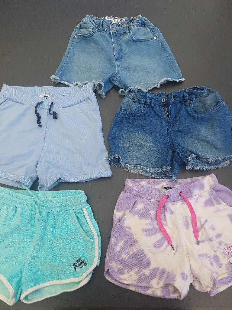 Korte broeken meisjes maat 140-146, Ophalen, Zo goed als nieuw, Meisje, Broek