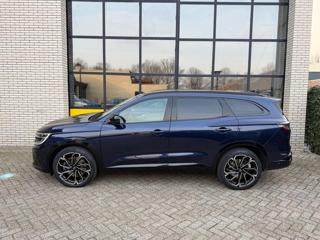 Renault Espace E-Tech full hybrid 200 iconic 7p, pano, trekh, Beige, 1199 cc, Blauw, 7 stoelen