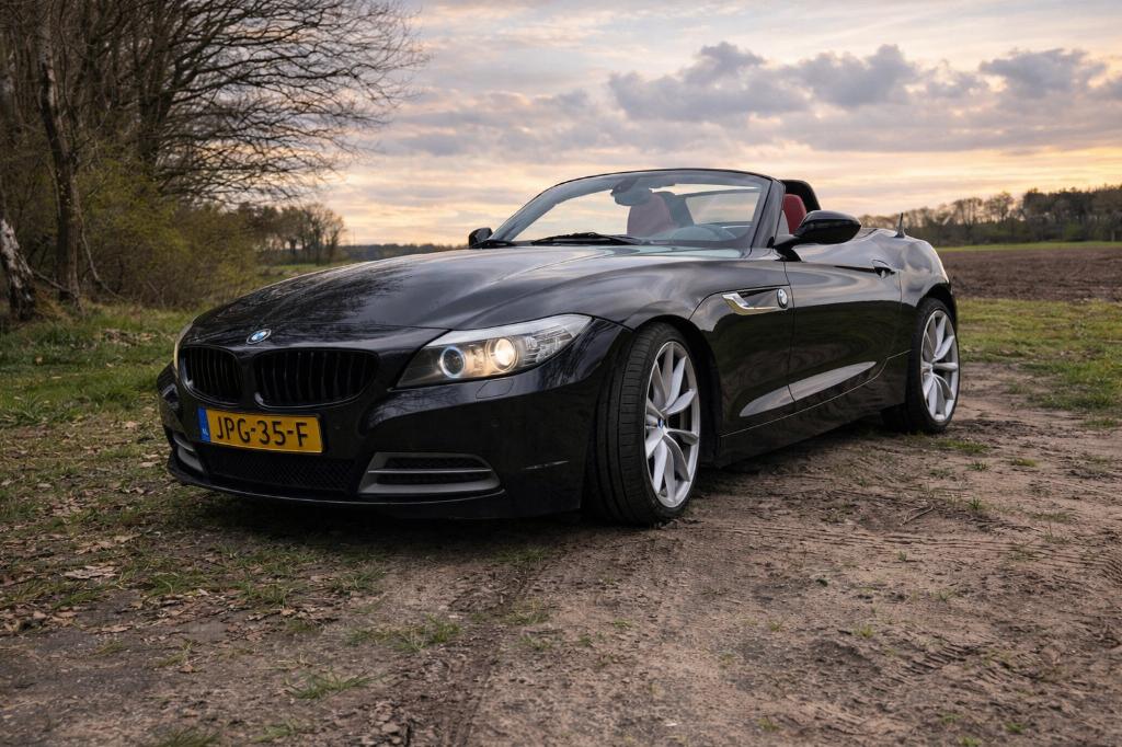 BMW Z4 sDrive35i 306pk DCT | N54 | Hardtop | Rood Leder, Automaat, Cabriolet, Zwart, Overige kleuren