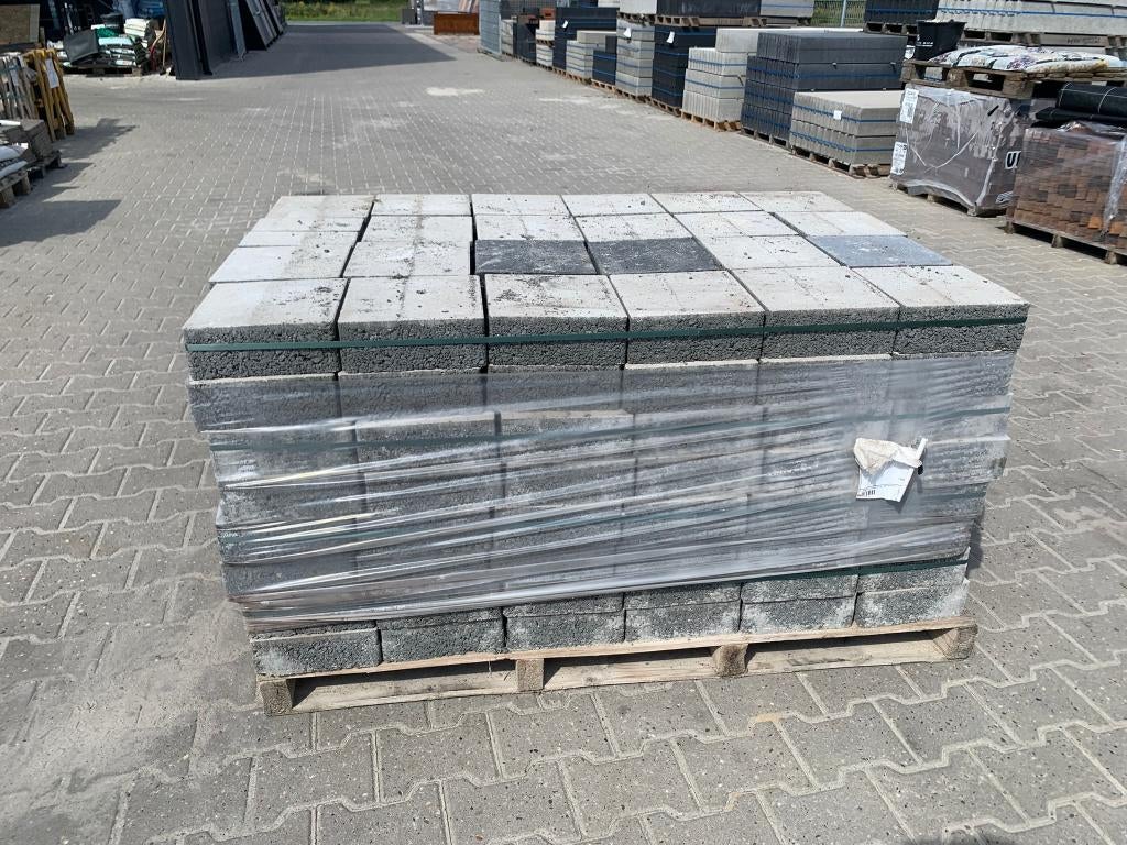 Betonklinker / dubbelklinker 22x22x8 cm Grijs - J&W 26, Tuin en Terras, Ophalen, Klinkers, 5 tot 10 m², Zo goed als nieuw