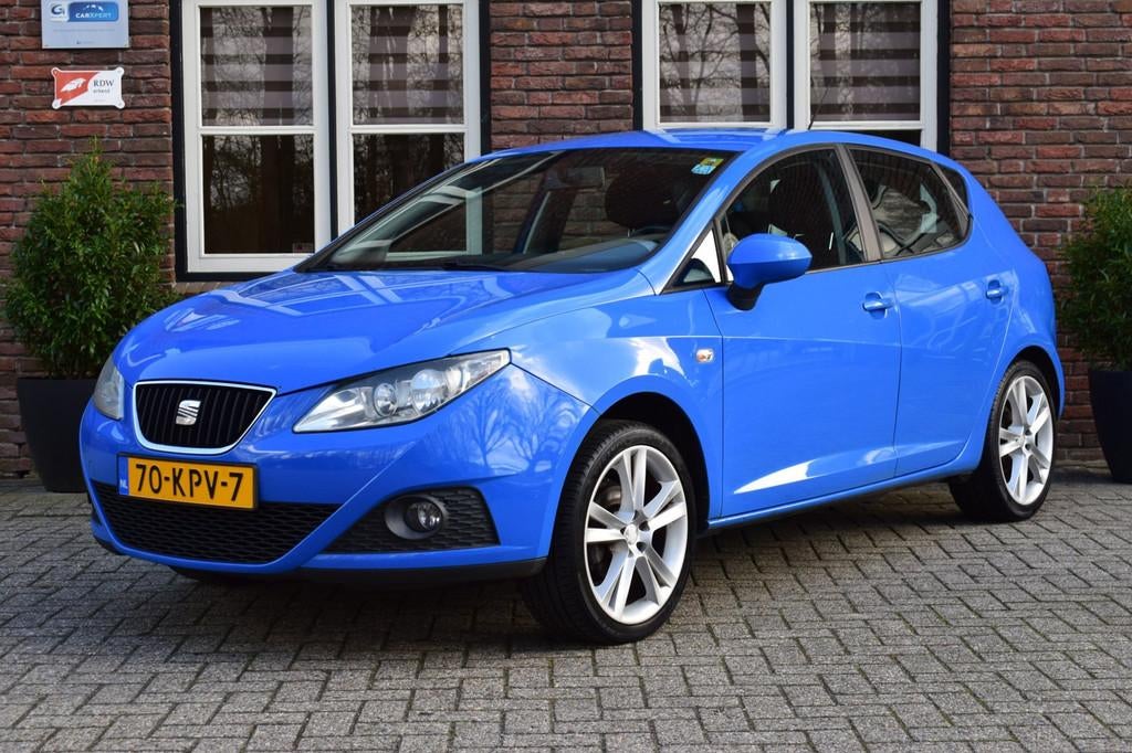 Seat Ibiza 1.4 Sport (APK 12-5-2027), Voorwielaandrijving, 86 pk, 4 cilinders, Blauw