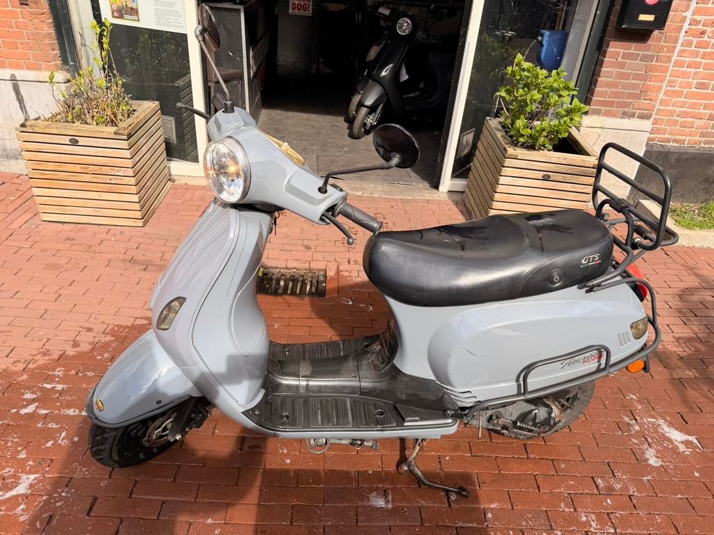 La Souris scooter uit 2018 snor, Ophalen, Gebruikt, Benzine, La souris
