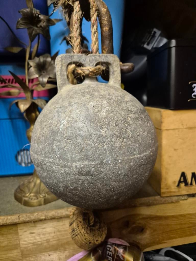 Oude zinken boei drijver - decoratieve maritieme blikvanger, Ophalen of Verzenden