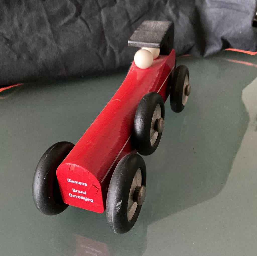 Vilac, houten raceauto - Siemens Brand Beveiliging, Ophalen of Verzenden, Gebruikt