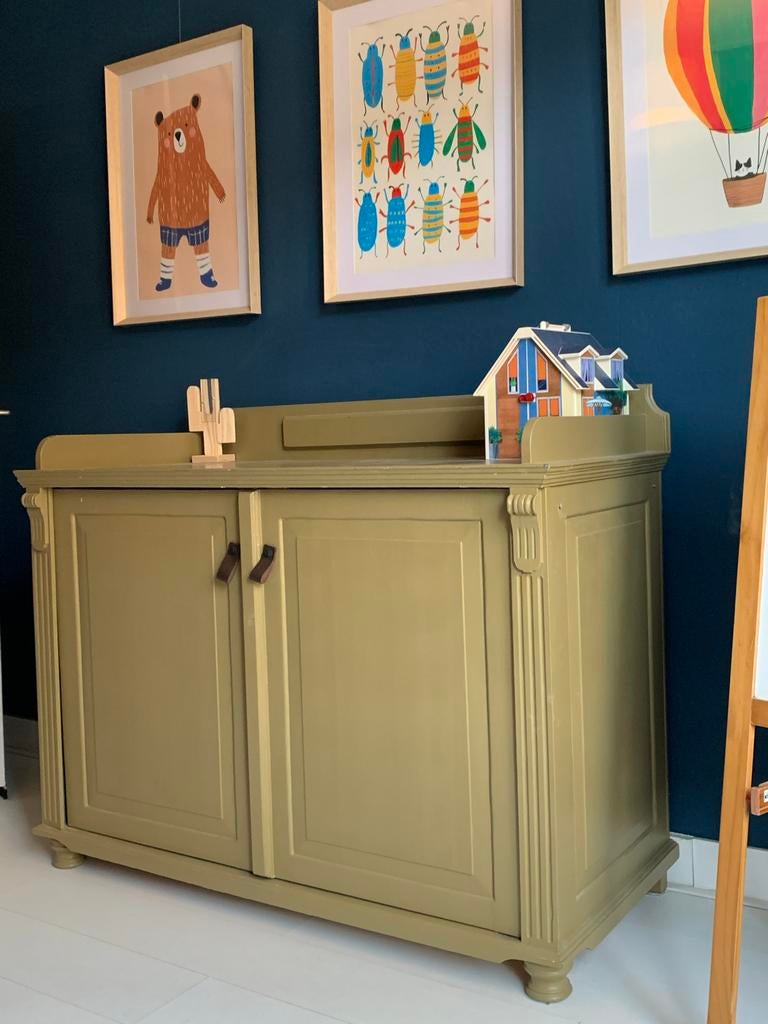 Antieke commode in moderne groene kleur, Ophalen, 50 tot 70 cm, 90 tot 105 cm, 100 cm of meer