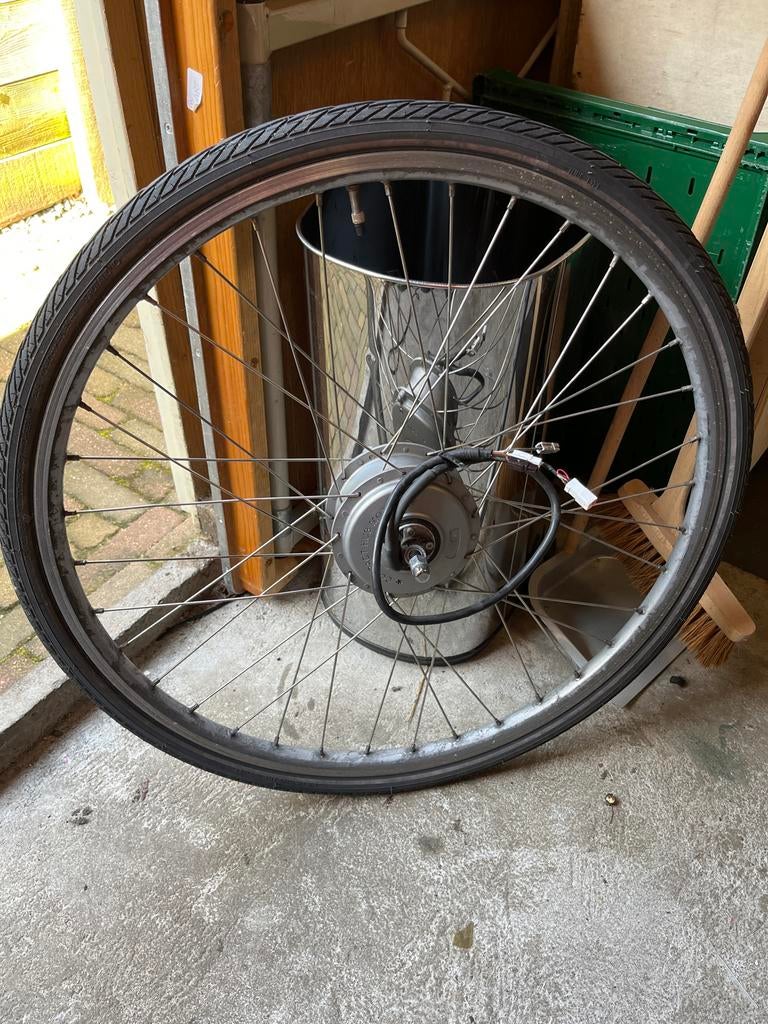 Batavus Viento Easy voorwielmotor met wiel, Fietsen en Brommers, Fietsonderdelen, Ophalen, Gebruikt, Wiel