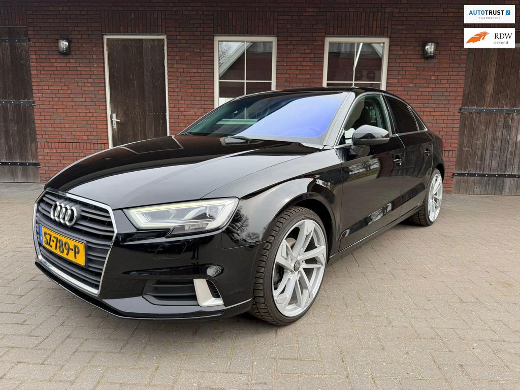 Audi A3 Limousine 1.0 TFSI Sport Edition | PDC| Navi| Xenon|, 1160 kg, Stof, Gebruikt, 116 pk