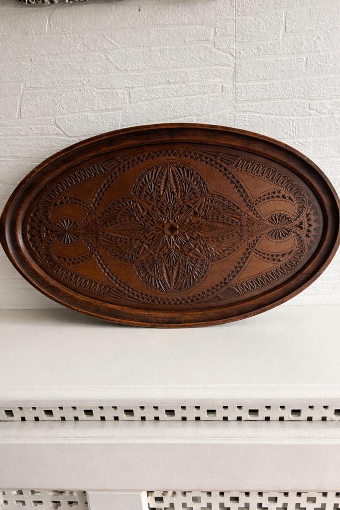 Authentiek Fries Kerfsnede Dienblad - Jaren '30/'40, Ophalen of Verzenden, Gebruikt, Ovaal, Hout