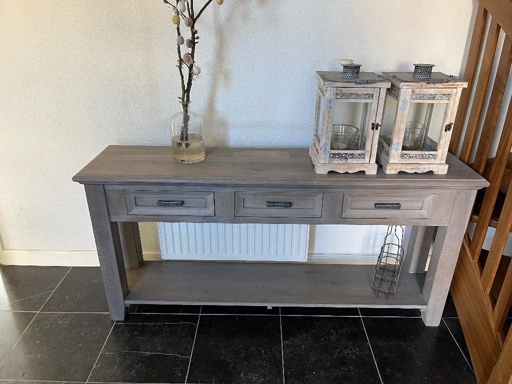 Sidetable, Huis en Inrichting, Tafels | Sidetables, Ophalen, Gebruikt, Stoer, Eikenhout