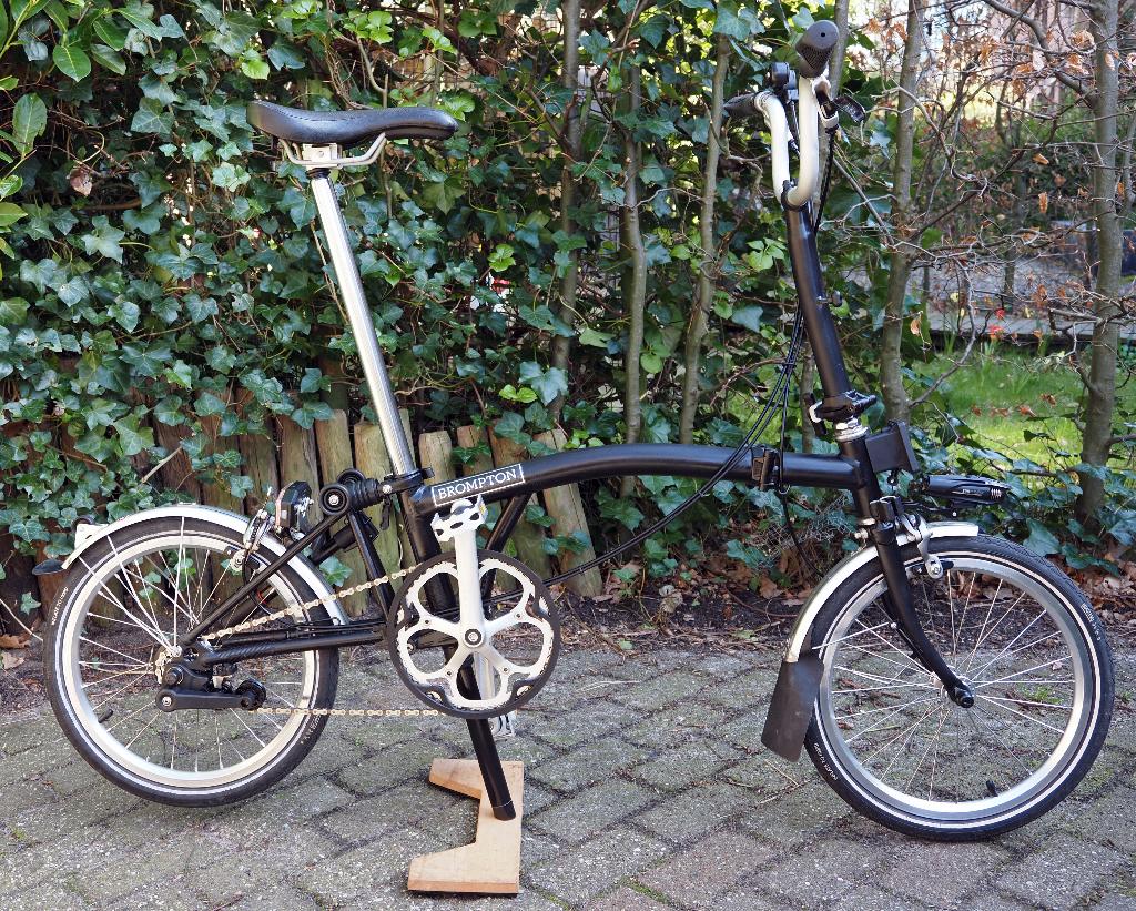 Brompton vouwfiets met 2 versnellingen, Fietsen en Brommers, Ophalen, Gebruikt, Brompton, 16 tot 18 inch