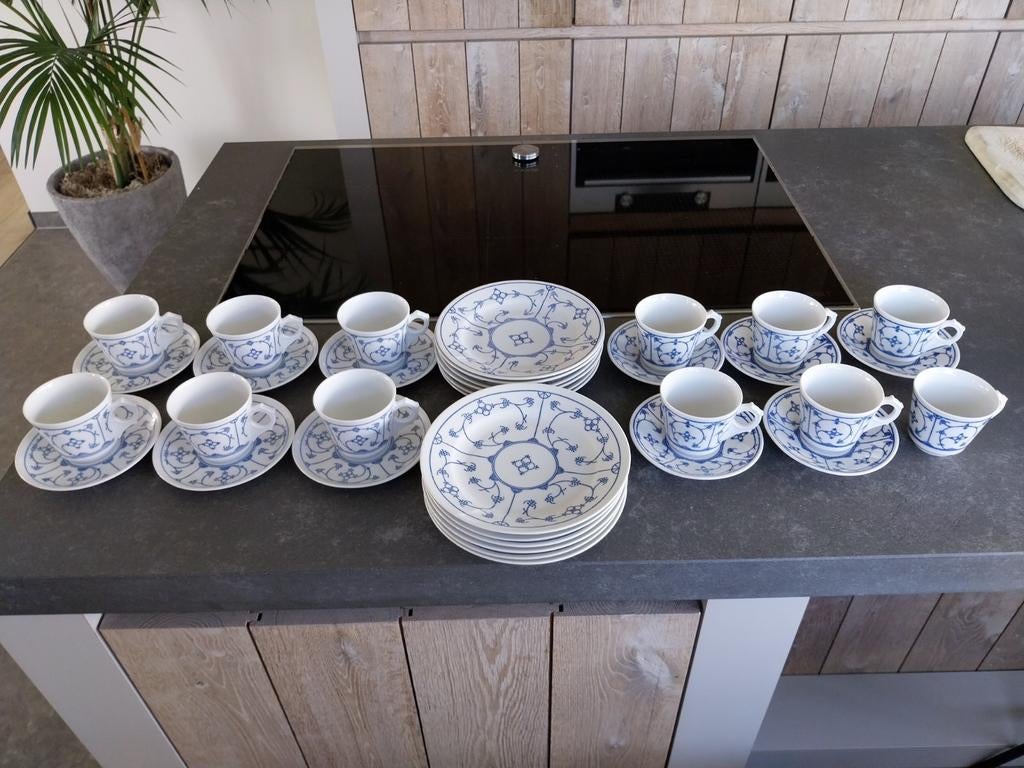 Kop en schotel en borden, Ophalen of Verzenden