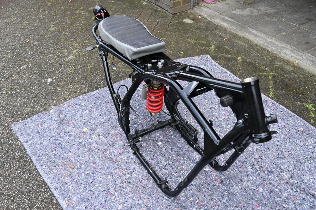Honda Frame met kenteken, Ophalen, Gebruikt