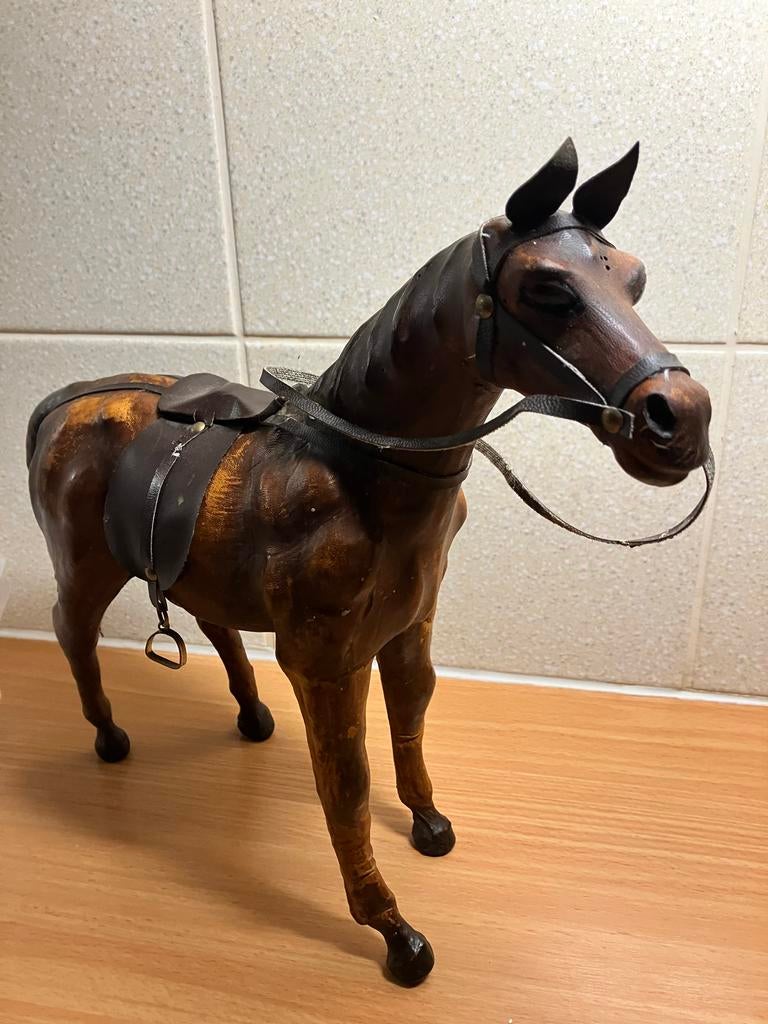 Vintage leren paard, Ophalen of Verzenden, Gebruikt, Paard, Beeldje of Figuurtje