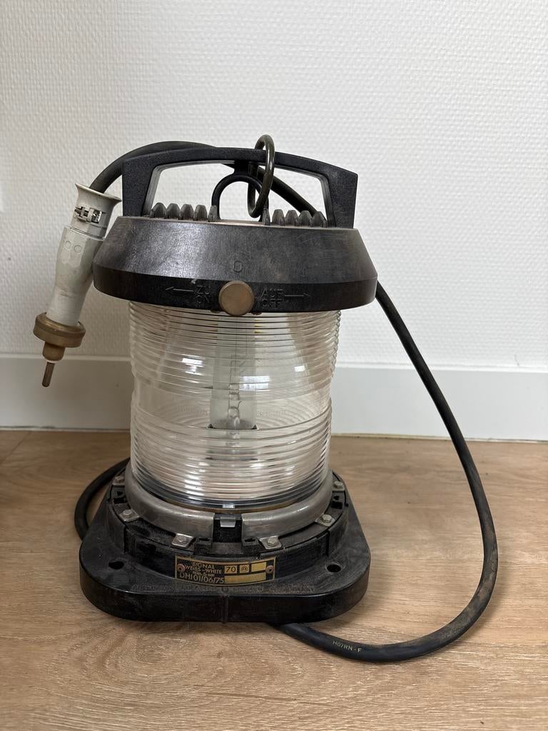 Scheepvaart lamp - wit met kleine beschadiging, Ophalen, Gebruikt, Motorboot of Zeilboot, Gebruiksvoorwerp