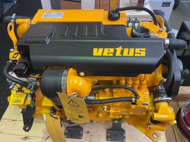 42 pk Vetus incl keerkoppeling -> Klaas Mulder Zaandam, Ophalen, Nieuw, Motor en Techniek