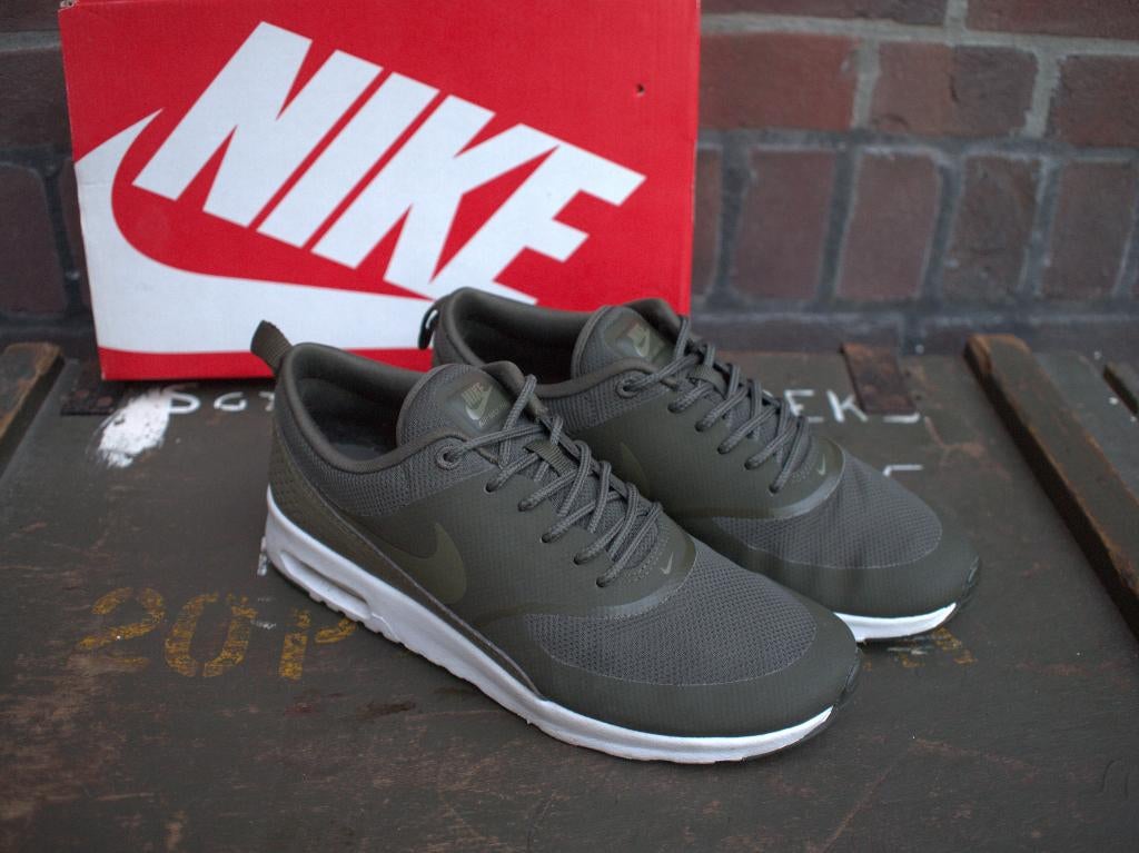 Nike Air Max Thea Groen Maat 38, Kleding | Dames, Nike, Ophalen of Verzenden, Groen, Sneakers of Gympen