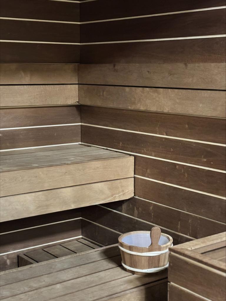 Auroom Maatwerk binnensauna - SHOWROOMMODEL, Ophalen, Zo goed als nieuw, Fins of Traditioneel, Complete sauna