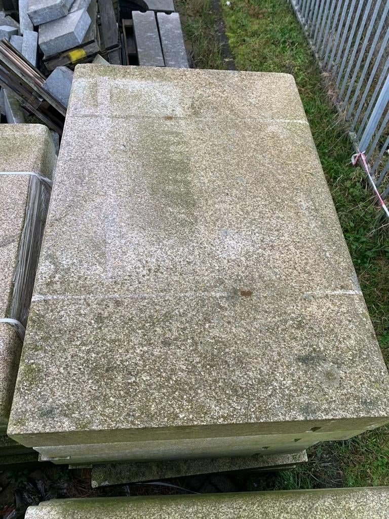 Graniet natuursteen traptrede/ plateau, Tuin en Terras, Bielzen en Borders, Gebruikt, Blok, Natuursteen, Minder dan 25 cm, 100 tot 200 cm