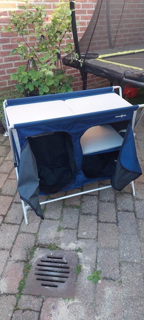 Handige Campingkast - Bruner, Caravans en Kamperen, Ophalen of Verzenden, Gebruikt, Campingkast