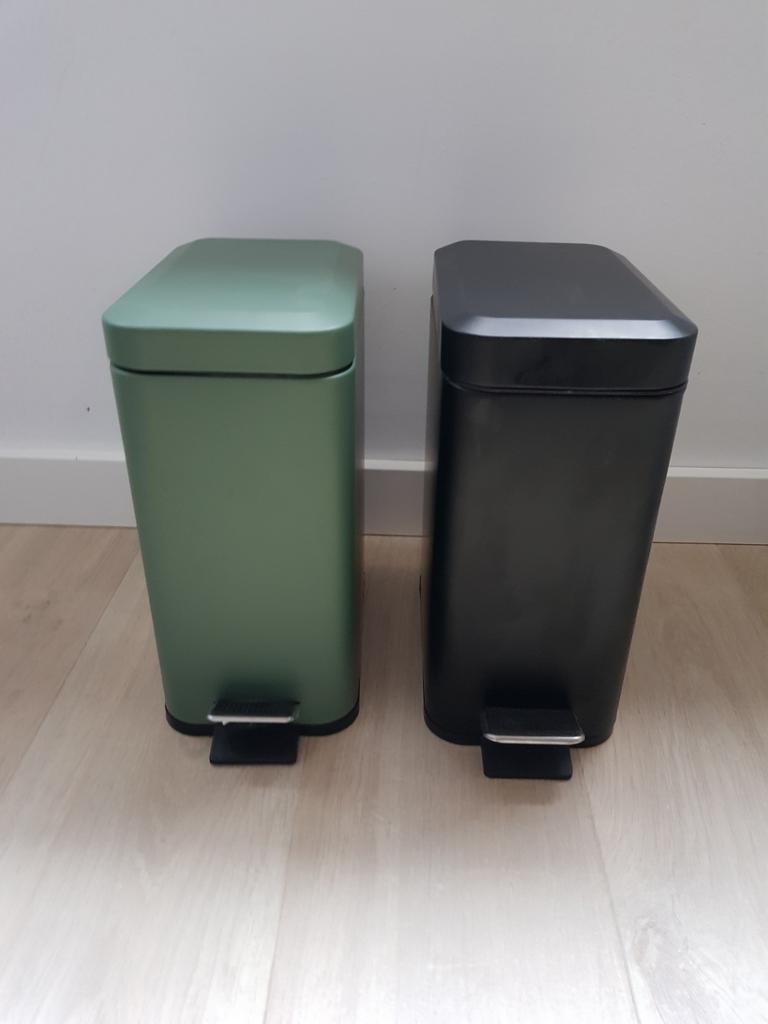 2 X pedaalemmer 3 L zwart en groen nieuwstaat, Huis en Inrichting, Met pedaal, Ophalen of Verzenden, Zo goed als nieuw, Minder dan 10 liter