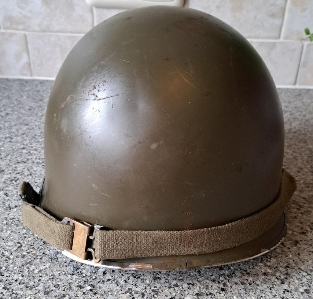 Nederlandse of Amerikaanse legerhelm buitenhelm militaire, Verzamelen, Ophalen of Verzenden, Landmacht, Overige gebieden, Helm of Baret