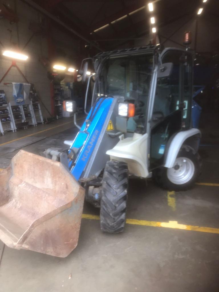 Kramer shovel, Ophalen, Wiellader of Shovel