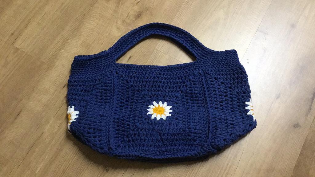 Gehaakte shopper die de vorm van een mand aan neemt, Sieraden, Tassen en Uiterlijk, Tassen | Reistassen en Weekendtassen, Nieuw