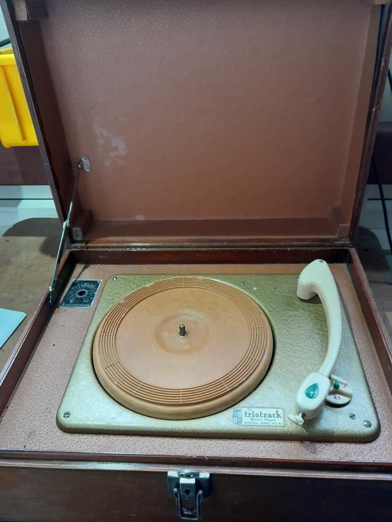 Triotrack platenspeler, Ophalen of Verzenden, Gebruikt, Overige merken