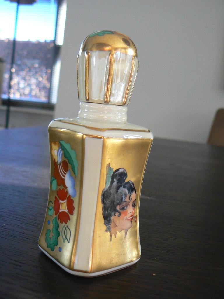 Romey Chiquita Paris parfumfles 11.5 cm hoog 1946, Ophalen of Verzenden, Gebruikt, Miniatuur