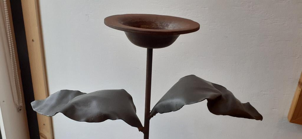 Vloer kandelaar 1 meter roest old look met tinnen bladeren !, Huis en Inrichting, Woonaccessoires | Kandelaars en Kaarsen, Bruin