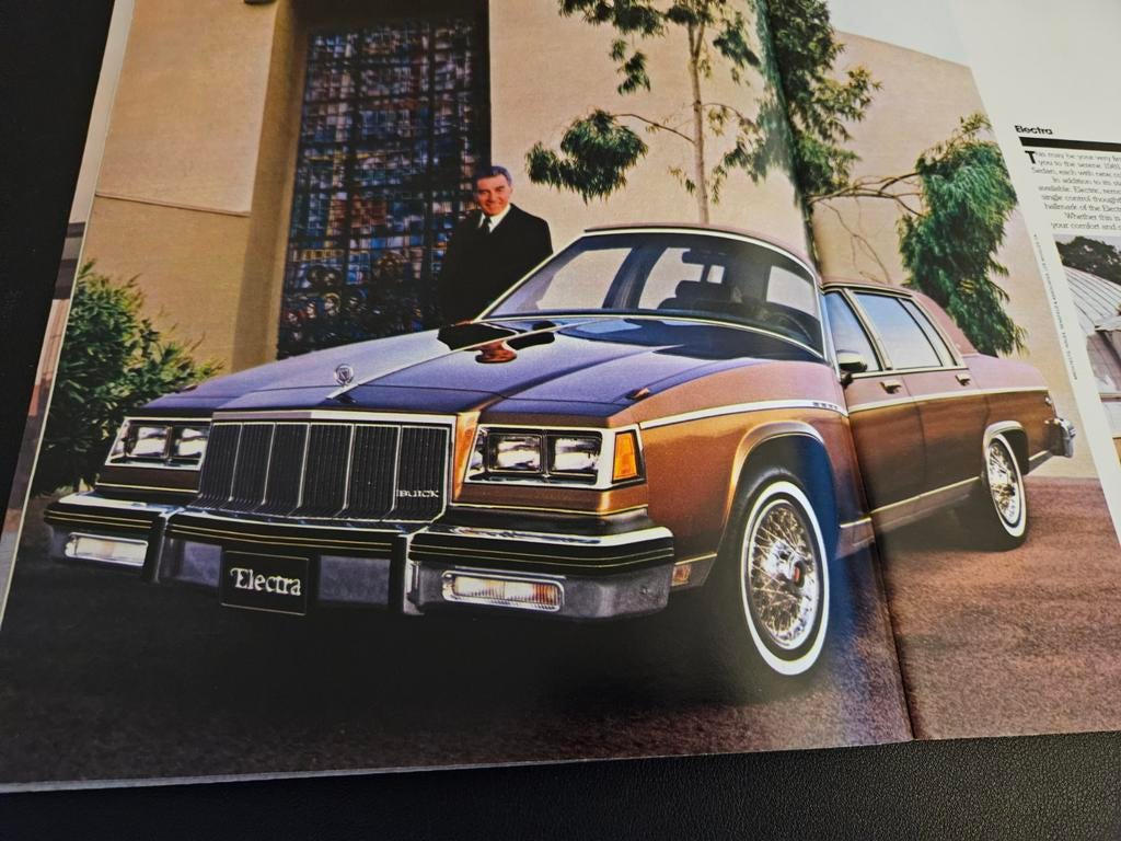 Brochure Buick 1981 USA, Ophalen of Verzenden, Zo goed als nieuw, Overige merken