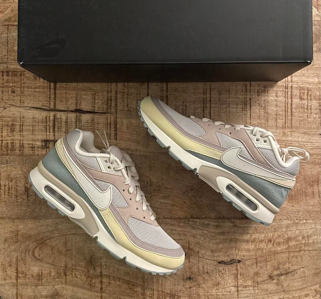 Nike Air Max BW Coded Nature / Light Stone maat 42 US8.5, Overige kleuren, Nike, Nieuw, Ophalen of Verzenden