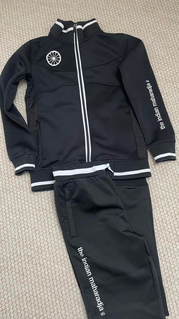 Trainingspak The Indian Maharadja broek 140 vest 128, Ophalen of Verzenden, Zo goed als nieuw, Kleding