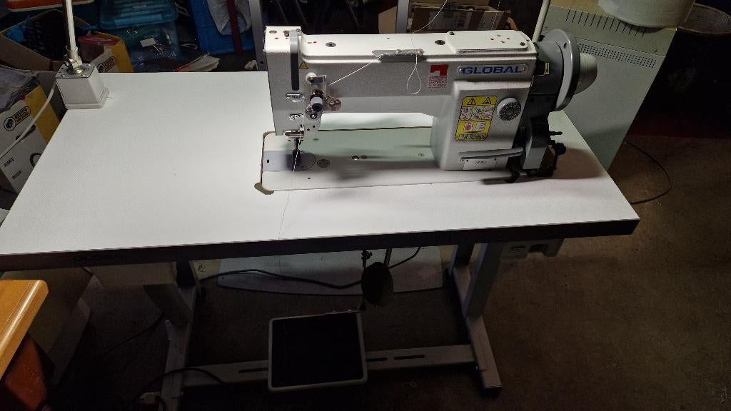 Industriële naaimachine Global WF955, Industrieel, Ophalen, Overige merken, Naaimachine
