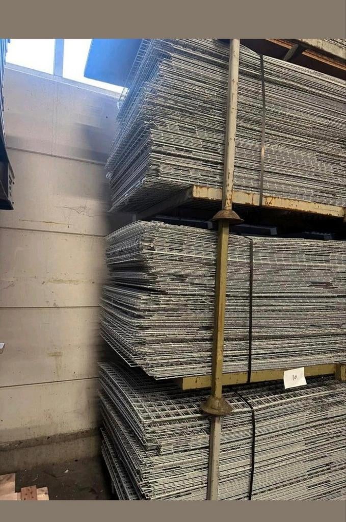 Partij gebruikte witte stalen netten 2250x970mm, Ophalen of Verzenden