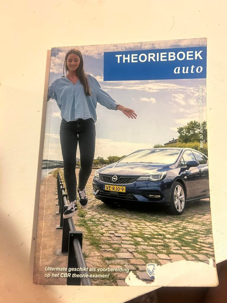 Auto theorie boek, Ophalen of Verzenden, Zo goed als nieuw