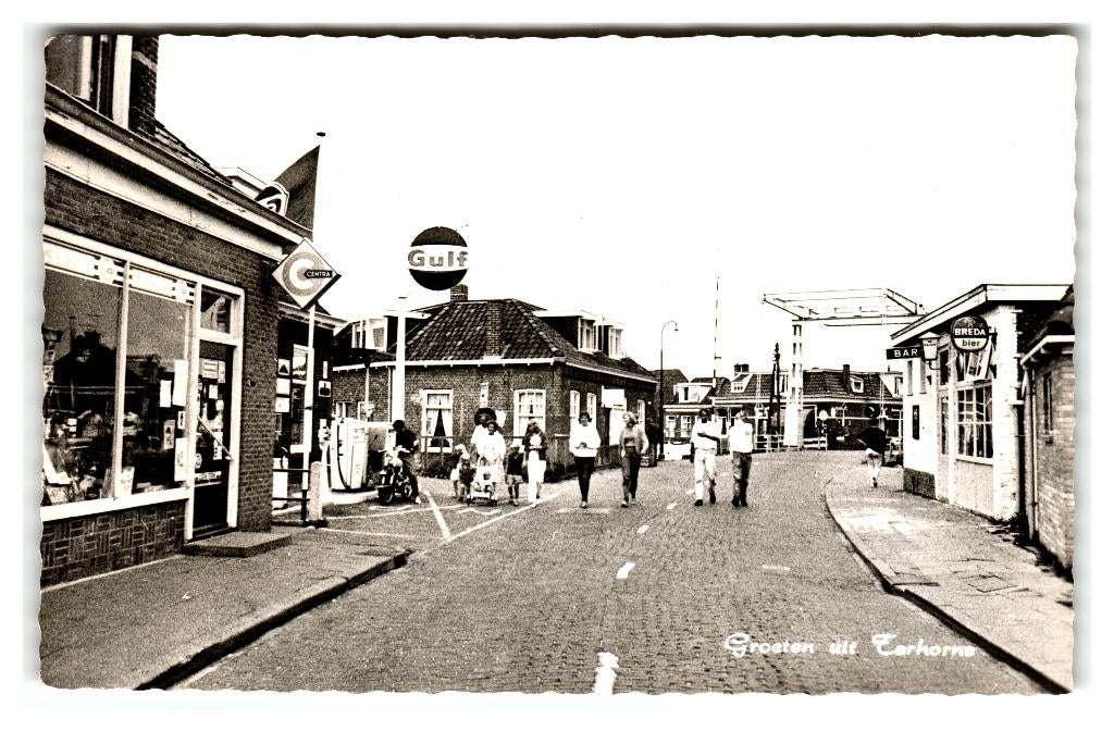 Terhorne, Groeten uit Terhorne. Tankstation, Verzamelen, Ansichtkaarten | Nederland, Gelopen, Friesland, 1960 tot 1980, Ophalen of Verzenden