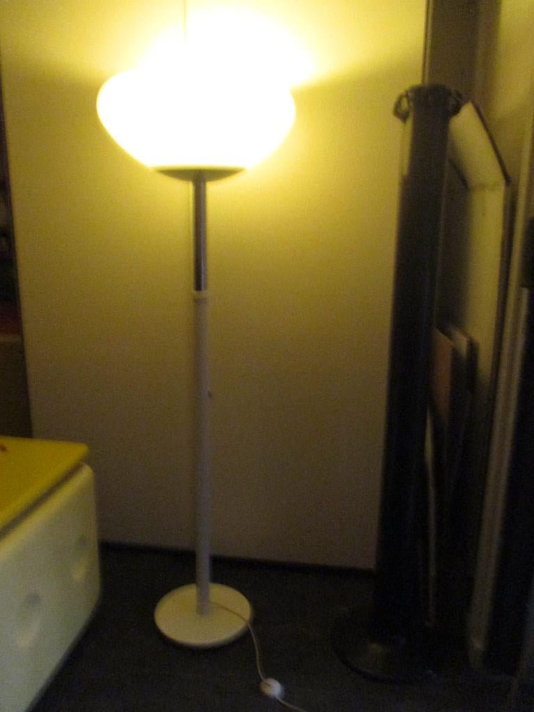 Martinelli jaren 70 Italy space age design vloerlamp retro, Huis en Inrichting, Lampen | Vloerlampen, Ophalen, Gebruikt, Martinelli