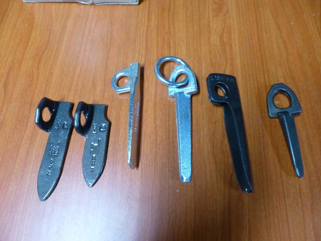 Bergbeklimmen rotshaken 5 setjes met diversen merk Stubai, Ophalen of Verzenden, Nieuw, Overige typen