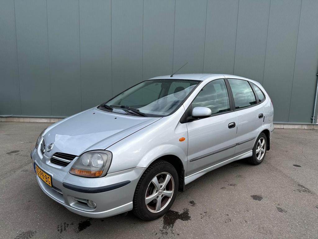 Nissan Almera Tino 1.8 Acenta AUTOMAAT | AIRCO ! (bj 2004), Auto's, Nissan, 1250 kg, 4 cilinders, 700 kg, Almera Tino