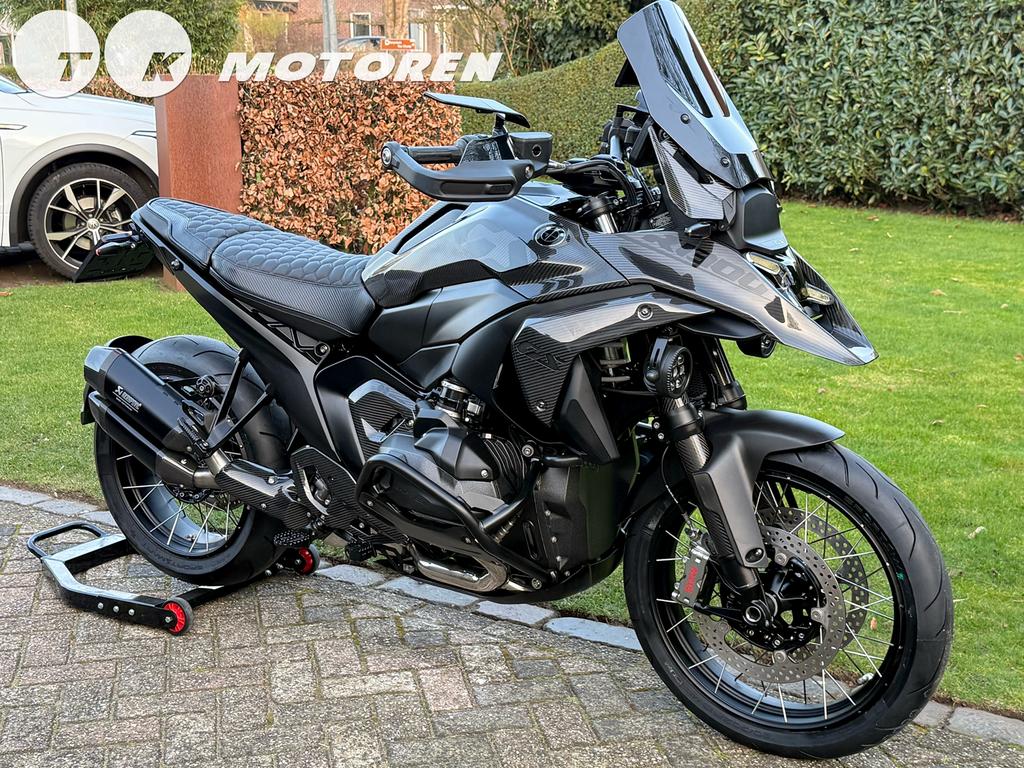 ⭐️ UNIEKE CUSTOM BMW R 1300 GS 2025 VOLLEDIG CARBON! R1300GS, 2 cilinders, Motorrijbewijs A, Bedrijf, Meer dan 35 kW