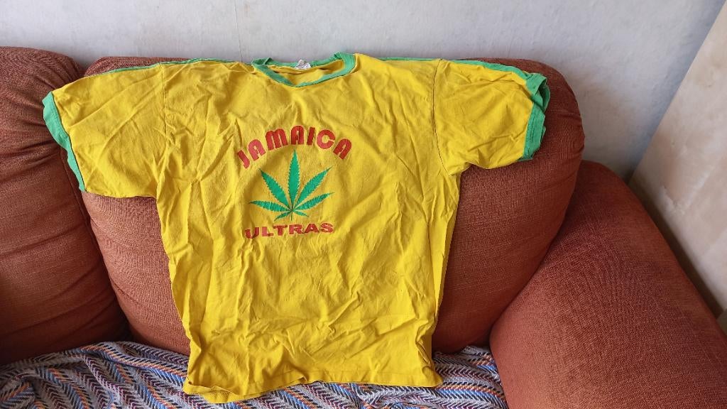 Funshirt Jamaica ultras. You'll never smoke alone. 69. XL, Geel, Ophalen of Verzenden, Fruit of the loom, Maat 56/58 (XL)