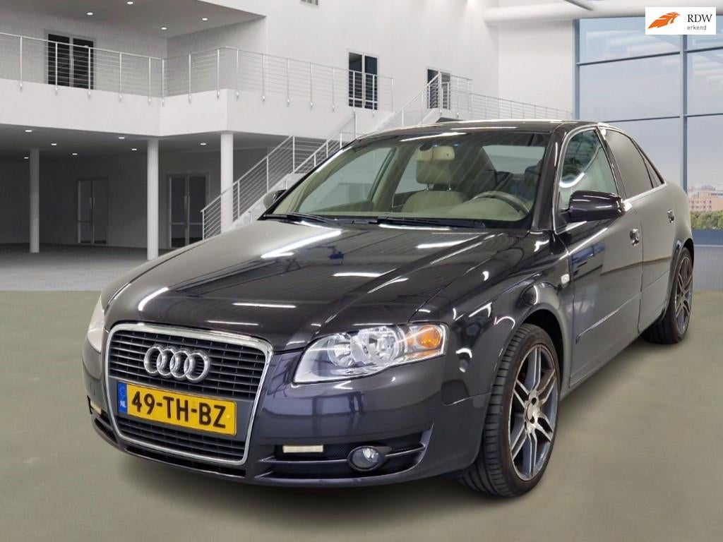 Audi A4 Limousine 2.0 Pro Line AUT NAVI PSENSOR CRUISE TREKH, 730 kg, Gebruikt, Beige, 4 cilinders