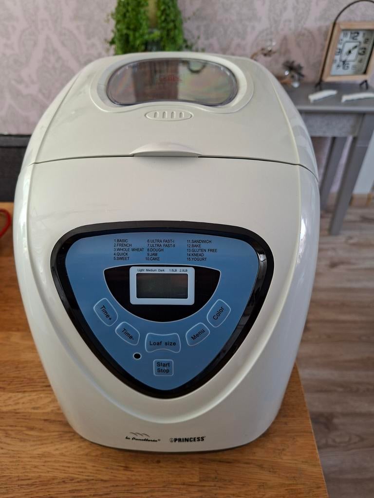Princess Broodbakmachine - Zo goed als nieuw, Witgoed en Apparatuur, Broodbakmachines, Met timer, Kijkvenster, 800 tot 1200 gram deeg
