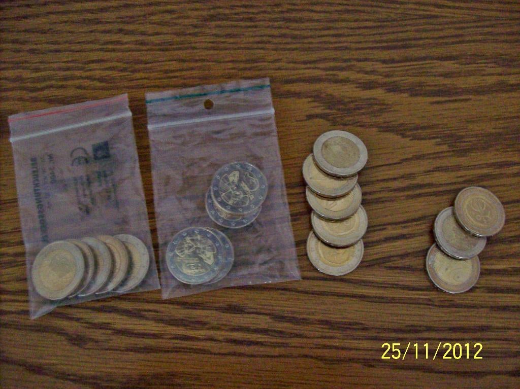 18 stuks 2 euro munten, Postzegels en Munten, Ophalen, Overige landen, 2 euro, Losse munt