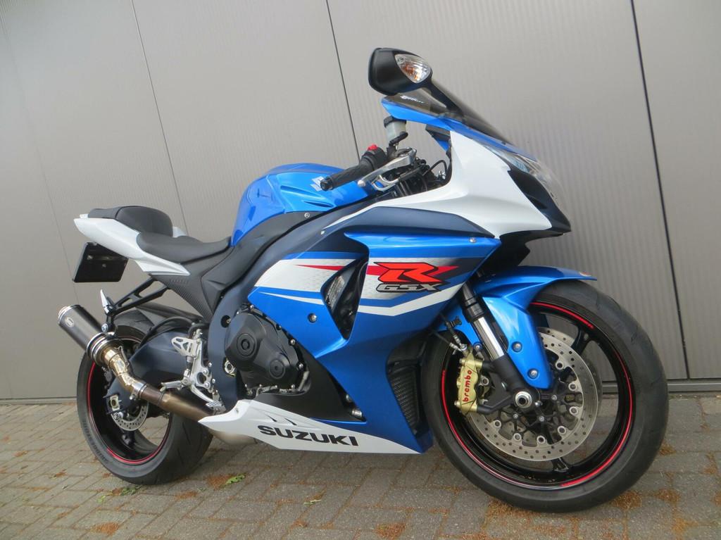 Suzuki GSX R 1000 - foto 3