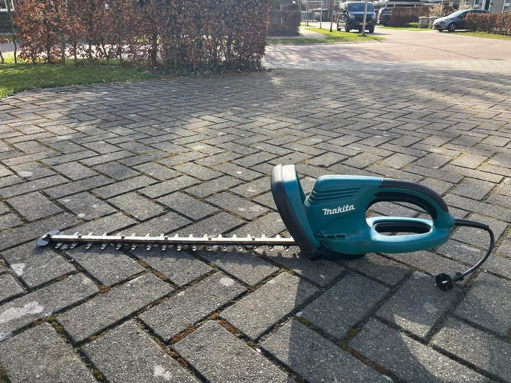 Makita heggenschaar, Ophalen, Gebruikt, Elektrisch