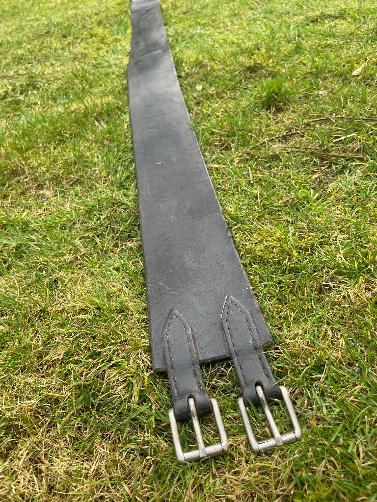 Hele grote lange leren singel voor trekpaard, Ophalen of Verzenden, Gebruikt, Recreatie