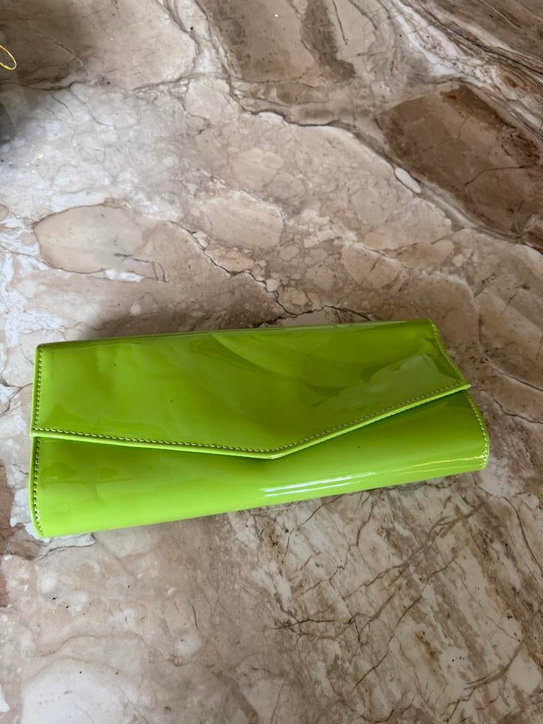 Groene clutch met ketting, Sieraden, Tassen en Uiterlijk, Tassen | Damestassen, Ophalen of Verzenden, Nieuw, Groen, Avondtasje